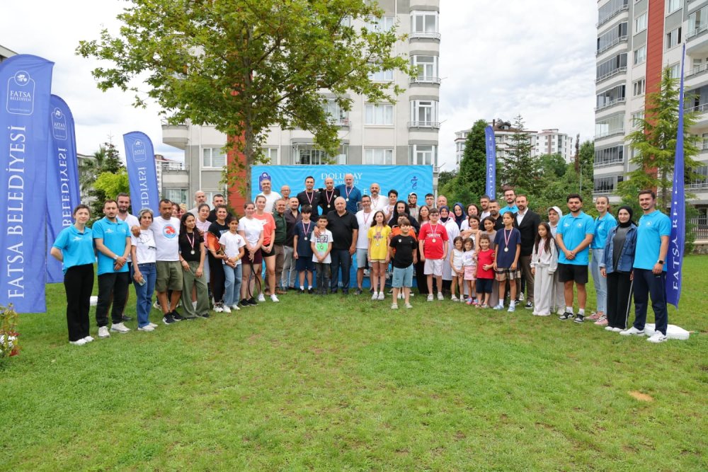 13. ÇINAR FESTİVALİ, YÜZME YARIŞMASI VE TENİS TURNUVASI İLE TAMAMLANDI