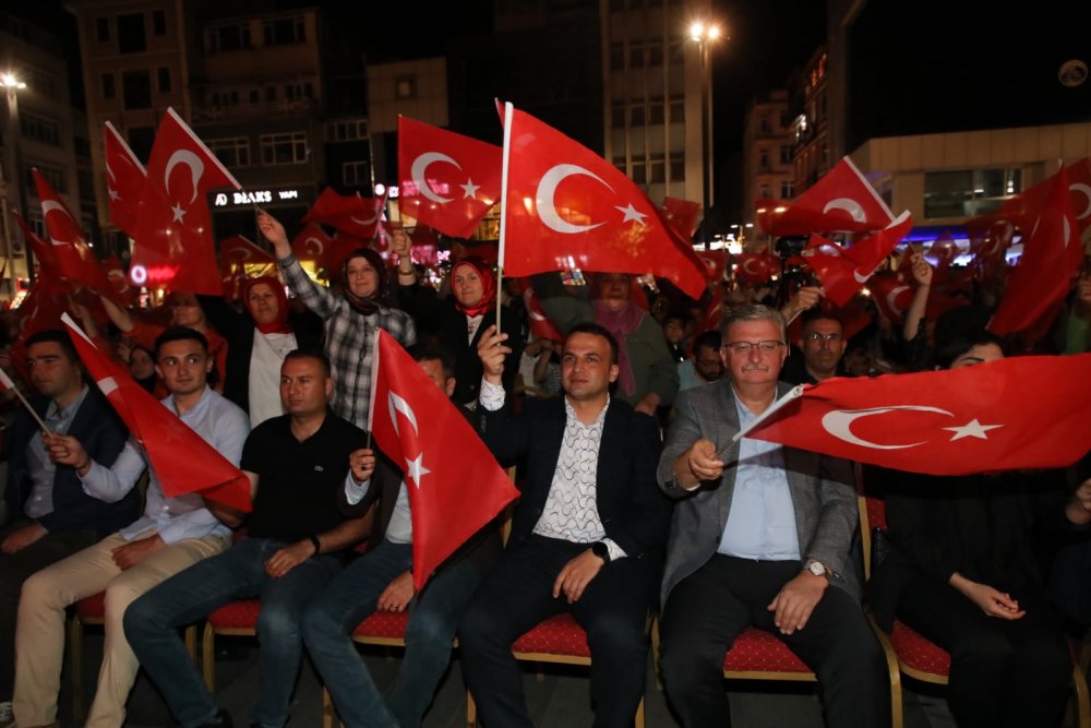 15 Temmuz Kahramanları Dualarla Anıldı