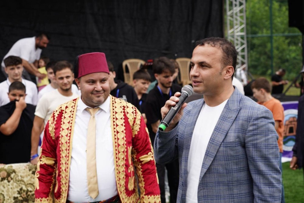 ASLANCAMİ’DE GELENEKSEL FESTİVAL COŞKUSU; KÜLTÜR, SANAT VE BİRLİK DOLU BİR GÜN YAŞANDI