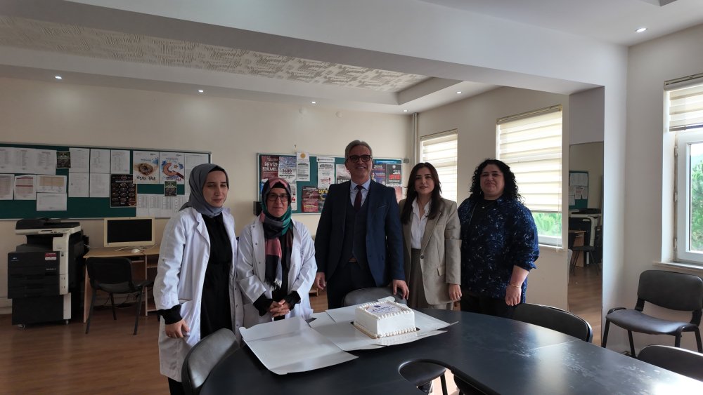 BAŞKAN KİBAR’DAN ÖĞRETMENLERE TATLI SÜRPRİZ