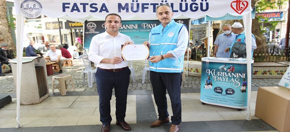 Belediye Başkanımız İbrahim Etem Kibar Vekaletle Kurbanını Bağışladı