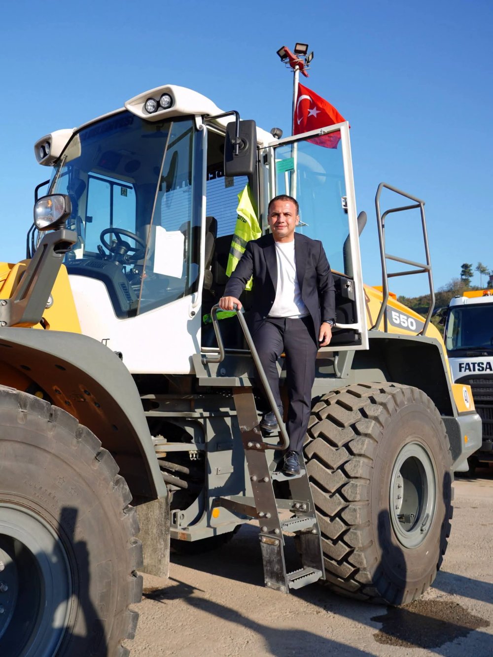 FATSA BELEDİYESİ ARAÇ FİLOSUNU GÜÇLENDİRMEYE DEVAM EDİYOR