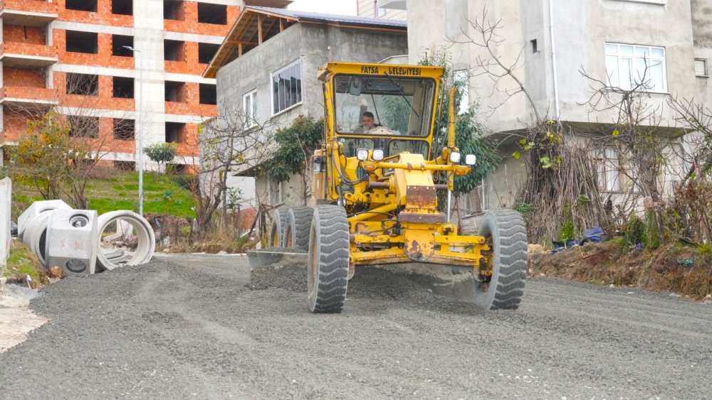 FATSA BELEDİYESİ'NDEN 5 AYRI NOKTADA YOĞUN ÇALIŞMA