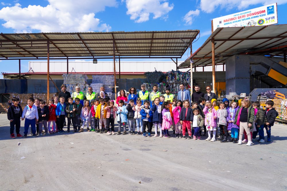 FATSA BELEDİYESİNDEN OKUL ÖNCESİ ÇOCUKLARA SIFIR ATIK BİLİNCİ KAZANDIRILIYOR