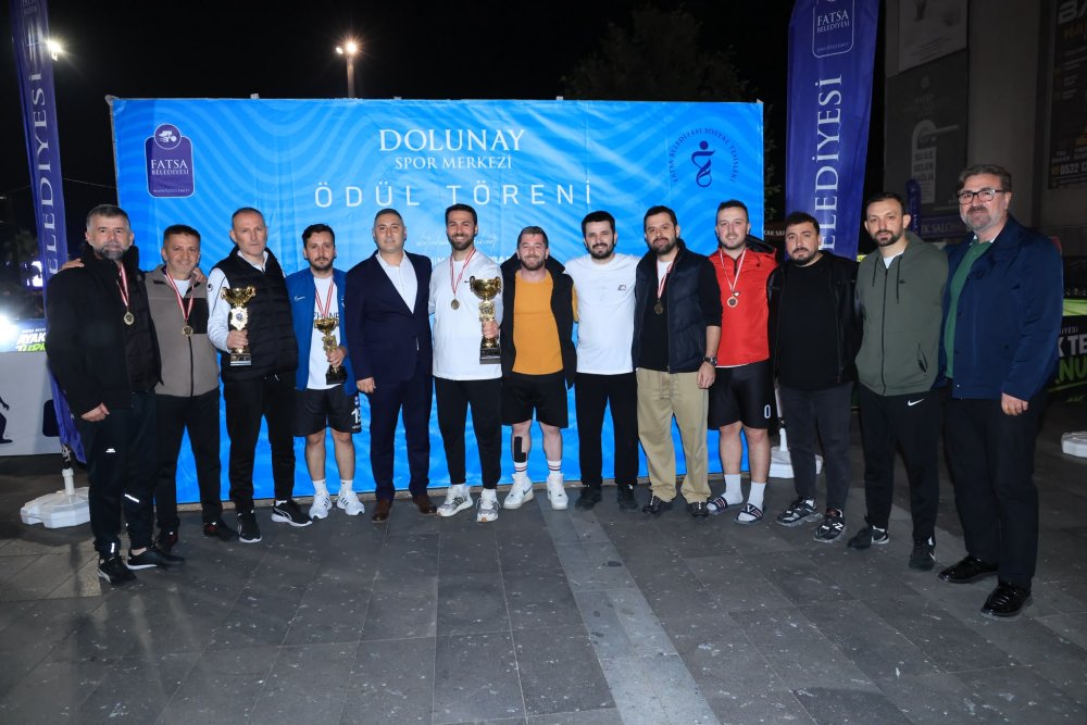 FATSA’DA AYAK TENİSİ HEYECANI! ŞAMPİYON F.B. TAKIMI OLDU