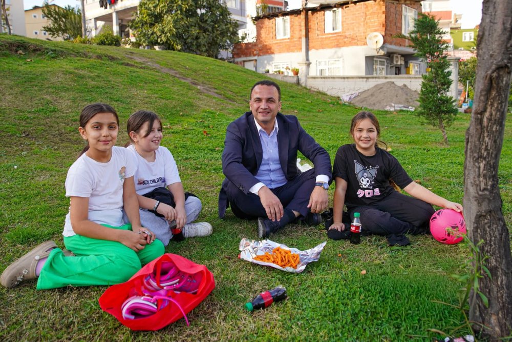 KURTULUŞ MAHALLESİ'NDE ÇOCUKLARLA KALPTEN BULUŞMA