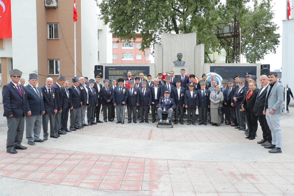 “ŞEHİTLERİMİZİN AZİZ HATIRASI VE GAZİLERİMİZİN KAHRAMANLIKLARI, MİLLETİMİZİN KALBİNDE DAİMA YAŞAYACAK VE GELECEK NESİLLERE EMANET OLARAK KORUNACAKTIR”