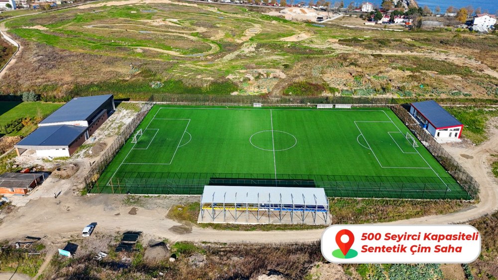 500 Seyirci Kapasiteli Nizami Çim Saha